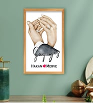 BK Gift Kişiye Özel Sevgili El Ele Tasarımlı Ahşap Çerçeveli Tablo-4 40x25cm, Sevgililer Günü, Sevgiliye Hediye