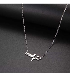 Love Yazılı Kalpli 925 Ayar  Gümüş Kolye