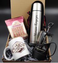Kişiye Özel 500ml. Exclusive Çelik Termos & French Press & Tasarım Kupa & Colombian Kahve Hediye Seti (Model 1)