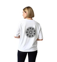 Kadın Oversize Mandala Çiçek Desen Baskılı Kısa Kollu Rahat Kesim Tişört %100 Pamuk Günlük Modern