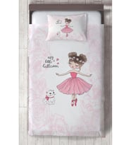 MEKTA HOME BEBEK VE ÇOCUK ODASI Balerin Kız ve Kedi Desenli Motifli Yatak Örtüsü