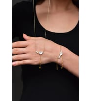 Papatya Silver 925 Ayar Gümüş Zincir Sallantılı Beyaz Taşlı Sedef Manolya Çiçeği Kolye-Bileklik Set (Gold)
