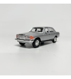 Mercedes Benz 230E 1/36