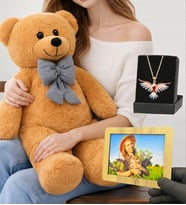 Size Özel Ahşap Fotoğraf Çerçevesi, Peluş Ayıcık ve Renkli Zümrüdü Anka Kuşu Kolye (Model 1)