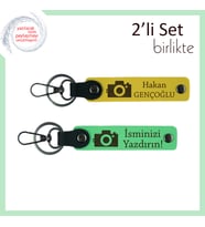 Kadrajla Kalbe Dokun, Kamera Temalı, İsme Yazılabilir 2’li Anahtarlık Seti, Sarı-Fıstık Yeşil