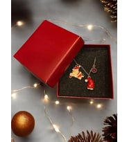 Yılbaşı Temalı Noel Baba ve Şapka Charmlı Kutulu Tasarım Kolye