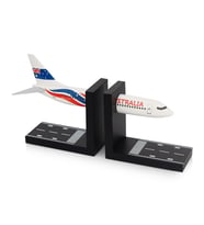 Zekupp Boeing 737-800 1/100 Ölçek Avusturalya Maket Uçak Temalı Kitap Tutucu