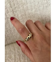 Siyah Yıldızlı Gold Yüzük
