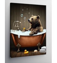 Kanvas Tablo Küvette Banyo Yapan Ayı Figürü