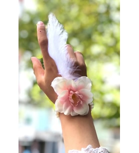 Bride to be Nedime Gelin Bilekliği Tüy ve İnci Boncuk Detaylı Somon Renkli Bekarlığa Veda Partisi Bilekliği 10 Adet