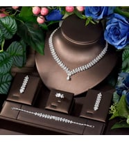 Fucsia Zirkon Taşlı Takı Seti Kolye Küpe Bileklik Yüzük Set Düğün Nişan Seti (Silver)