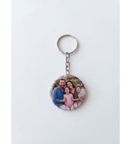 3 Adet Kişiye Özel Aile Fotoğraflı Anahtarlık – Şişe Açacaklı Metal, PVC Kaplı
