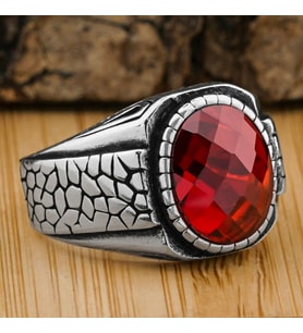 Oval Kırmızı Zirkon Taşlı Desenli 925 Ayar Gümüş Yüzük