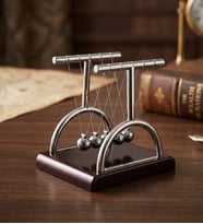Newton Denge Topları - Denge Beşiği Sarkaç Stres Topu Ofis Masa Aksesuarı (9x8 cm)