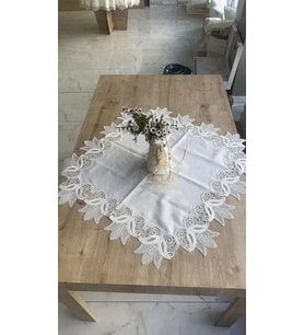 Masa Üzerine Runner, Sehpa Örtüsü Fransız Dantel Detaylı Kare 88x 88 cm Kayla Kreme Gümüş