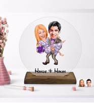 BK Gift Kişiye Özel Sevgililer Karikatürlü Yuvarlak Ahşap Standlı Biblo-56