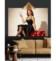 As Tutan Pin-Up Kadın Ve Zarlar Dekoratif Kanvas - Mdf Ahşap Tablo