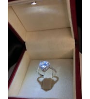 Vog Swarovski Taşlı Beyaz Renkli Kalpli 925 Ayar Gümüş Sevgiliye,Eşe,Anneye,Arkadaşa Yüzük