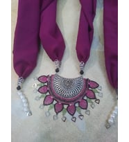 İğne oyalı fular