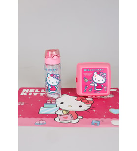 YENİ SEZON LİSANSLI HELLO KITTY BESLENME ÖRTÜSÜ,500 ML TRITAN MATARA VE 2 KATLI BESLENME KABI YEMEK SETİ