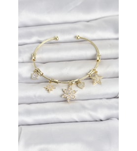 Pirinç Gold Renk Lotus Detay Charmlı Kadın Bileklik 5886 - HPSBYI7799-7824