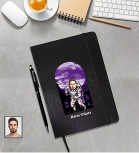 Kişiye Özel Uzay Karikatürlü Siyah Defter Touchpen Kalem Hediye Seti Bay-6