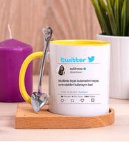 Kişiye Özel Twitter Tasarım Fotoğraflı Ahşap Altlıklı Sarı Kupa Bardak