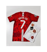 M.Unitedd Moskova 2008 Sezonu Cristiano Ronaldo Özel Konsept Çocuk Forması 4'lü Set (ARMALI) (Kırmızı)