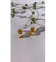Şeffaf Gold Glitter Süslemeli Aslan Şekil Gold Aksesuarlı Epoksi Küpe El Yapımı Hediyelik