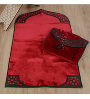 Lüks Çantalı Kaymaz Deri Tabanlı Soft Yumuşak Peluş Seccade Bordo (Seccade 72*228 cm, Çanta 39*44 cm)