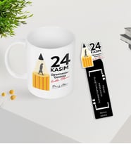 BK Gift Kişiye Özel İsimli Öğretmenler Günü Tasarımlı Kupa Bardak ve Ahşap Kitap Ayracı Hediye Seti -9, Öğretmene Hediye, Öğretmenler Günü