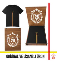 Galatasaray Lisanslı 5 Yıldız Detaylı Siyah T-Shirt 26 Şampiyonluk Ahşap Kutulu E251398