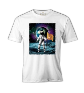 Astronaut Holding Bitcoin Flag Beyaz Erkek Tshirt