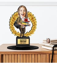 Kişiye Özel Karikatürlü Yılın Öğretmeni Ahşap Oscar - Masaüstü Biblo