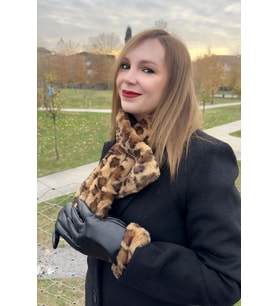 İçten Geçmeli Leopar Desenli Peluş Boyunluk