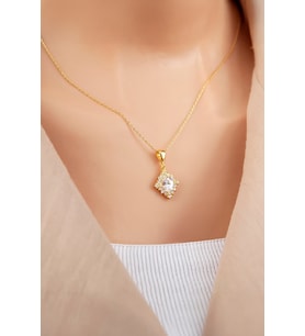 Oval Zirkon Taşlı Mekik Model Altın Kaplama 925 Ayar Gümüş Bayan Kolye