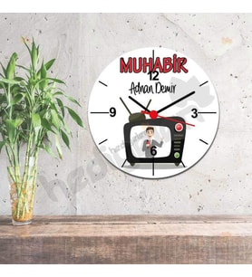 Muhabir Erkek Figür Duvar Saati