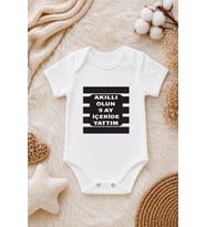 Bebek Esprili Yazılı Zıbın – Akıllı Olun 9 Ay İçeride Yattım Baskılı Eğlenceli Bebek Body