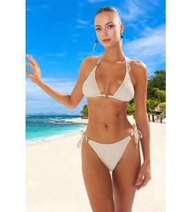 Modern Üçgen Bikini Takımı UV Korumalı Yüksek Konfor Şık Detaylı Plaj Ve Havuz İçin