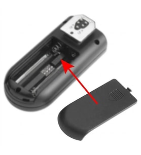 Yongnuo RF603 Flaş Tetikleyici Uyumlu Pil Kapağı