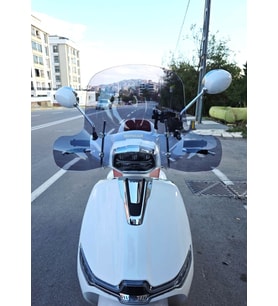 MOTOCAM Yuki Mojito 125 Ön Cam 2022-2026 Model 43cm Füme Renkli 4mm Elcikli APARATSIZ