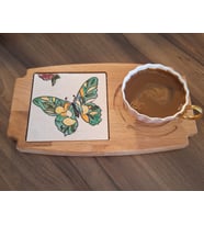 Loya Handmade - Ahşap Çay & Kahve Sunumluğu (El Yapımı Kelebek Desenli Çinisi ile)