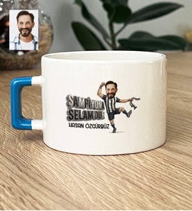 Kişiye Özel Karikatürlü Siyah Beyaz Taraftar Lüks Fincan Doğum Günü Hediyesi