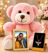 Kişiye Özel Fotoğraflı Pembe Peluş Ayıcık ve Zümrüdü Anka Kuşu Kolye Hediye Seti Kadına Sevgiliye Hediye