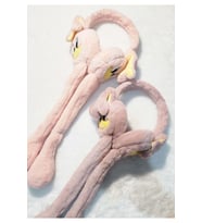 Peluş kulak ısıtıcı kulaklik ses çıkaran hareket ediyor (Koyu Pembe)