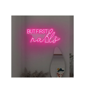 But First Nails Yazılı ve Oje Şekilli Neon Tabela