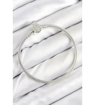 Pirinç Charm Zirkon Taşlı Taç Model Gümüş Renk Kadın Bileklik - TJ-BB7802