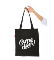 Siyah Bez Çanta Carpe Diem Baskılı