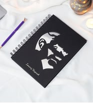 Kişiye Özel Mustafa Kemal Atatürk Desenli Ahşap Kapaklı Defter - Ajanda - İsme Özel - A5 60 Yaprak (120 SAYFA) Hediyelik (Gümüş)