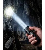 Taşınabilir Mini El Feneri USB Type-C Şarjlı ve Dayanıklı Tasarım